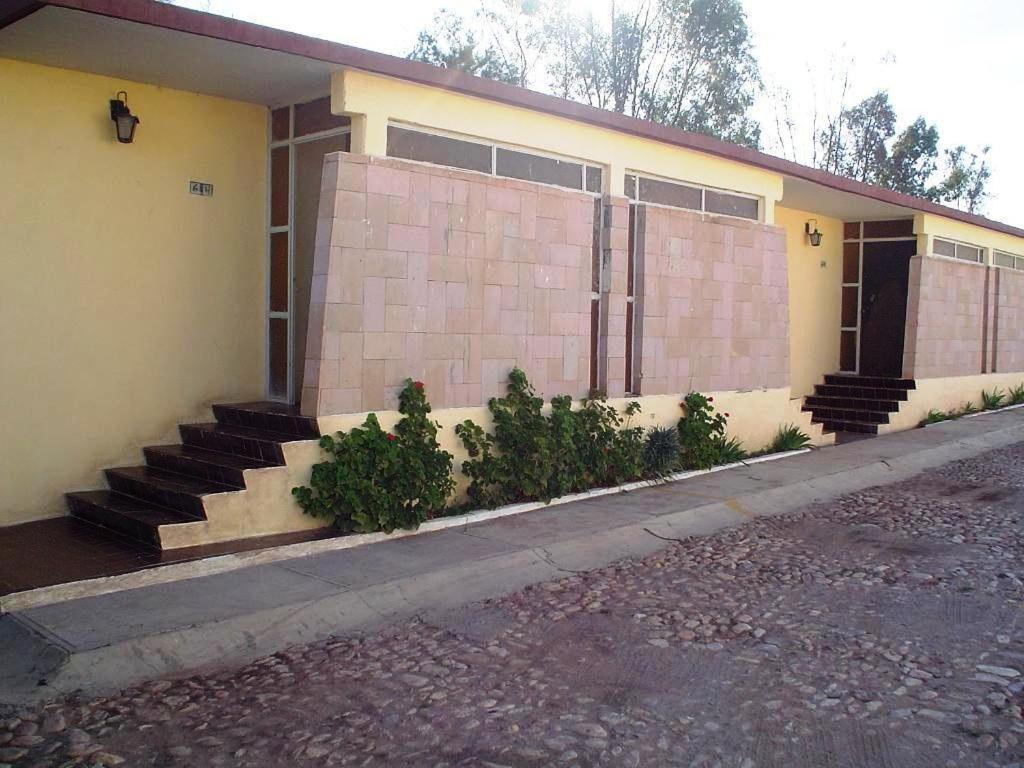Motel La Fortuna Fresnillo Phòng bức ảnh